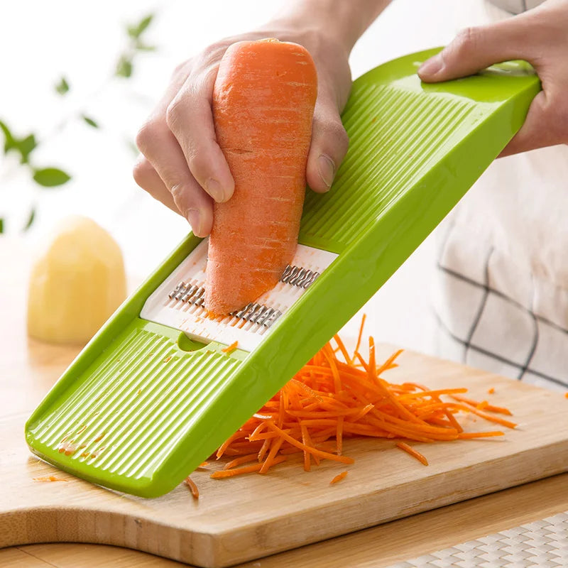Stainless Steel Mandoline-Slicer mit 3 Austauschbaren Klingen – Vielseitiger Gemüseschneider für Julienne, Kartoffeln und Karotten, Professioneller Küchen-Cutter für Effizientes Schneiden