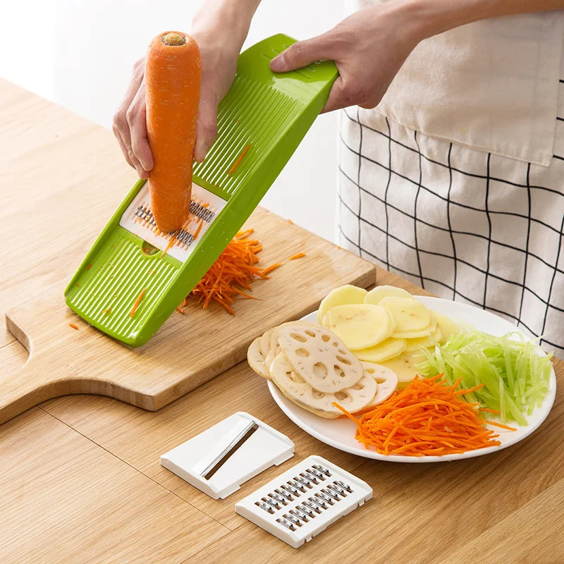 Stainless Steel Mandoline-Slicer mit 3 Austauschbaren Klingen – Vielseitiger Gemüseschneider für Julienne, Kartoffeln und Karotten, Professioneller Küchen-Cutter für Effizientes Schneiden