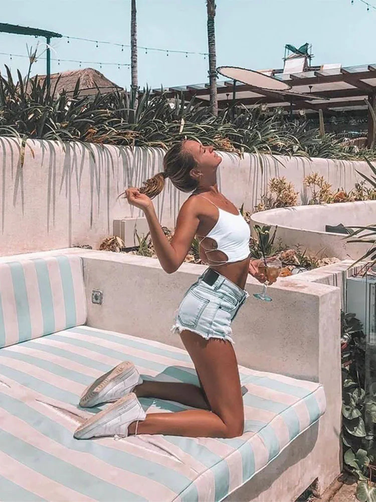 Stylisches Damen Crop Top – Rückenfreies Tanktop für den Sommer, Sport und Party, Mit Spaghetti-Trägern für Clubwear