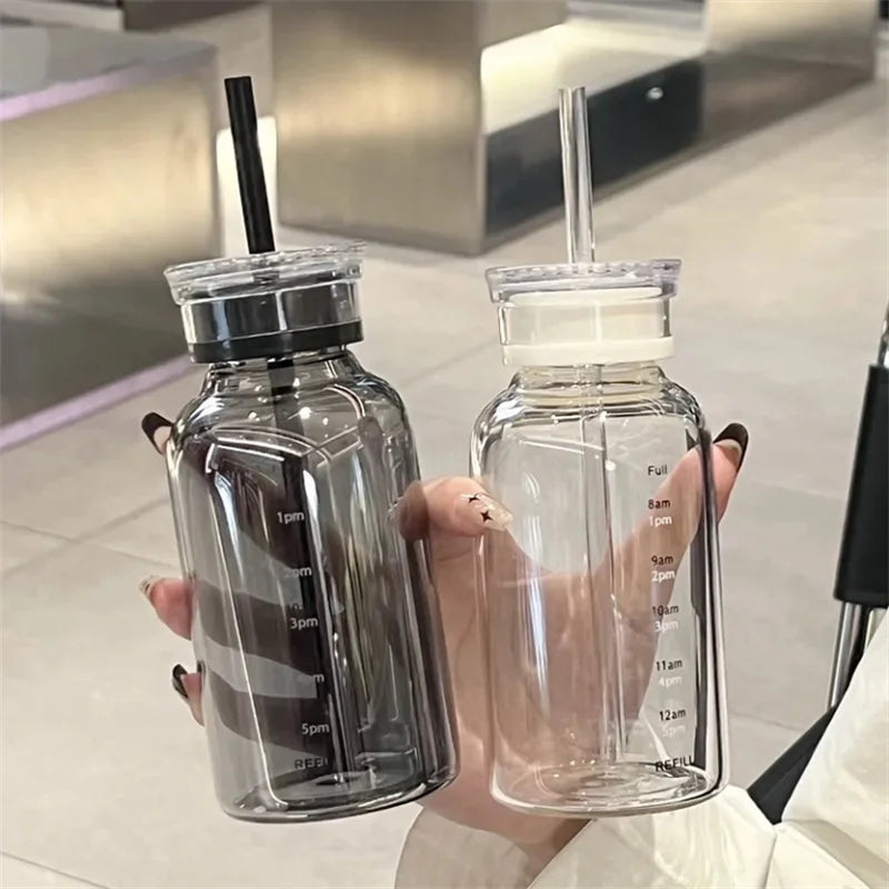 Glas-Trinkflasche mit Zeitmarkierung: Milch-, Saft-, Kaffee-Glasbecher mit Deckel und Strohhalm, auslaufsicherer Trinkbecher für unterwegs
