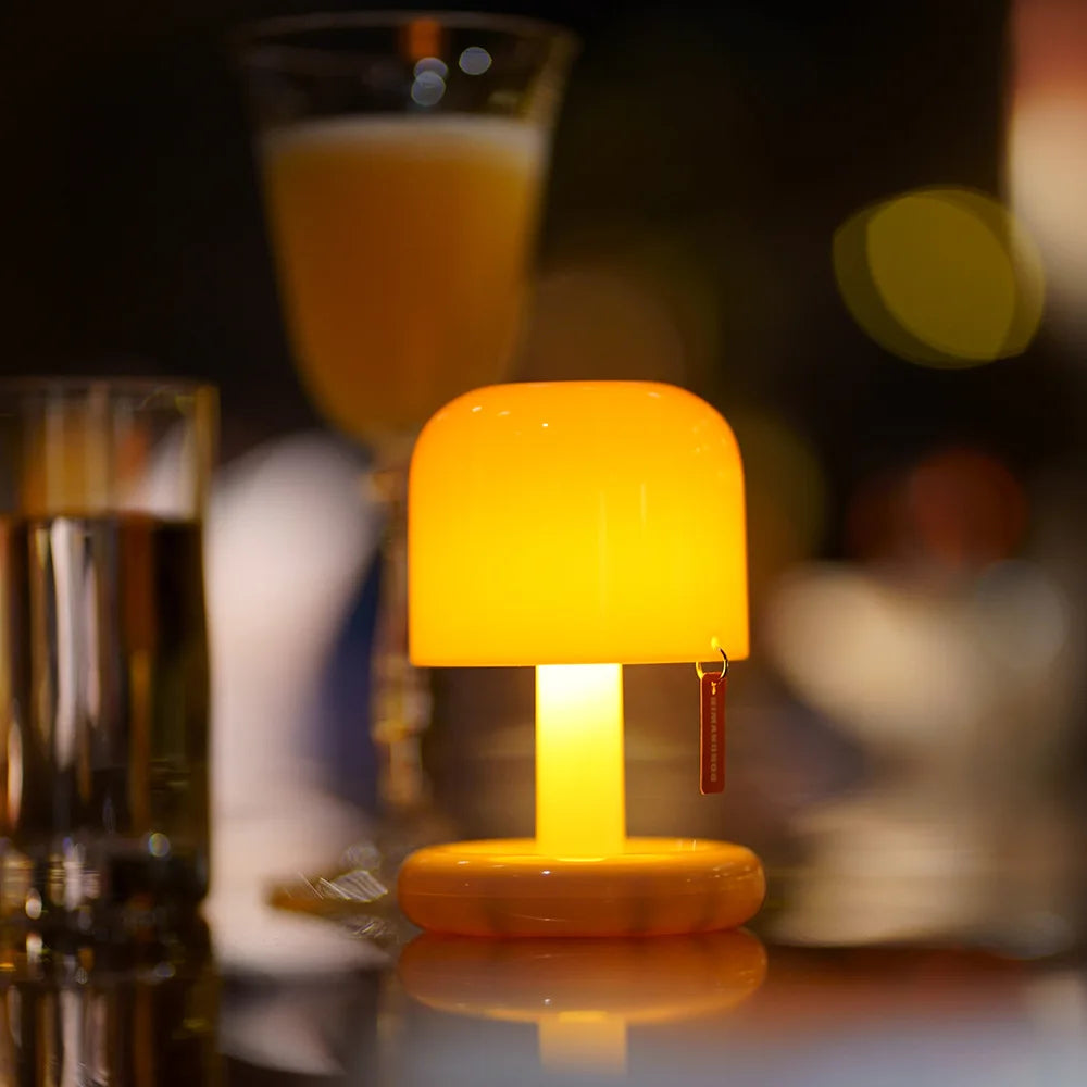 Kreative Mini-Pilzlampe mit Sonnenuntergangseffekt – USB-Aufladbare LED-Nachtlampe für stilvolle Beleuchtung im Schlafzimmer, Wohnzimmer oder Café