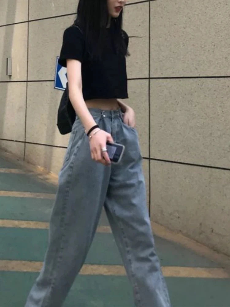 Stylisches Frauen T-Shirt – Cropped Design, Einfarbig und Sexy, Slim Fit für Lässige Outfits, Beliebte Mode im Preppy-Stil und Koreanischer Streetwear