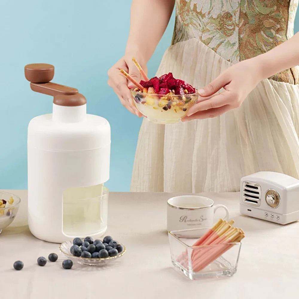 Manueller Eiscrusher - Eismaschine für Schneekegel und Milchshakes, Ideal für Zuhause und Picknick, Manuelle Eiscrusher Maschiene, einfach und schnell zu bedienen