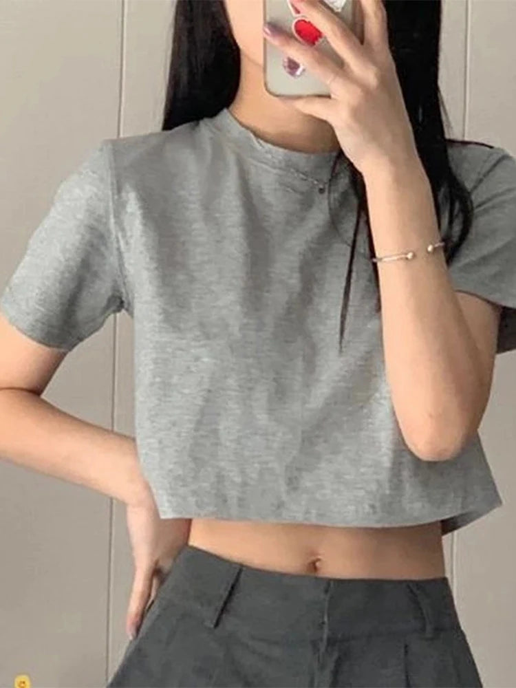 Stylisches Frauen T-Shirt – Cropped Design, Einfarbig und Sexy, Slim Fit für Lässige Outfits, Beliebte Mode im Preppy-Stil und Koreanischer Streetwear