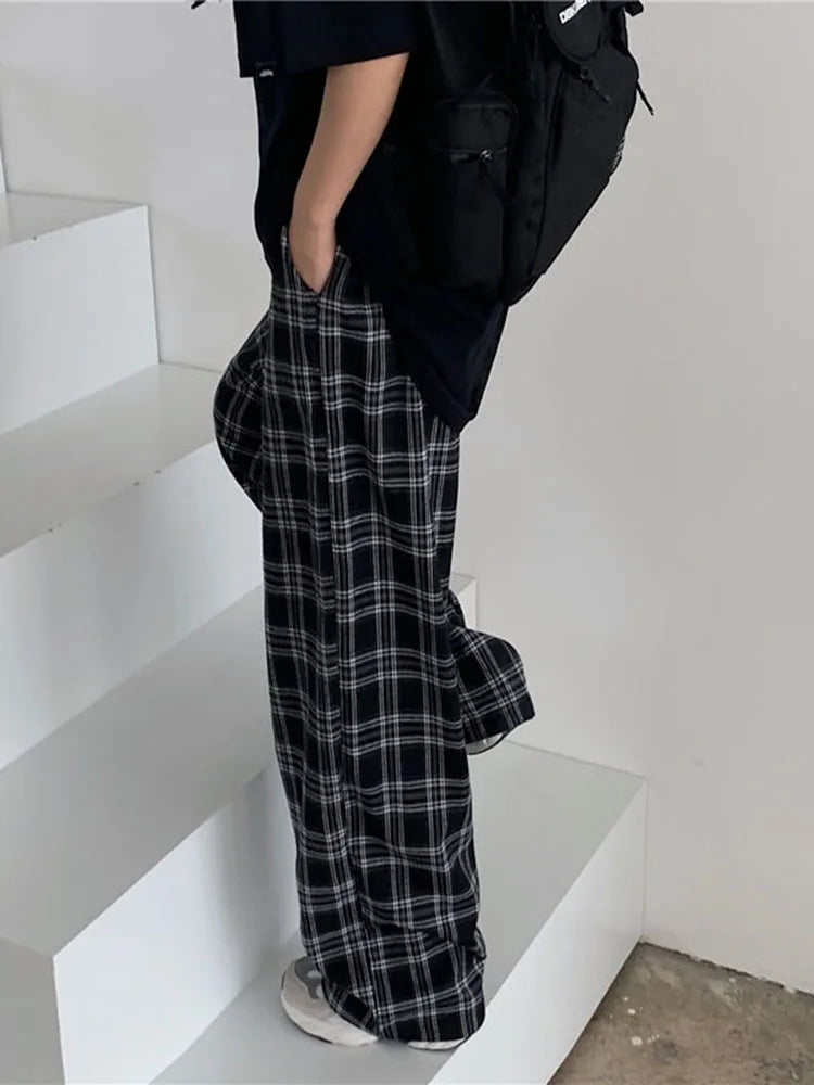 Oversize Schwarze Damen-Hose im Karo-Muster – Lässige Weitbein-Trousers für Streetwear und Harajuku-Stil, Retro-Chic, Größen S bis 3XL