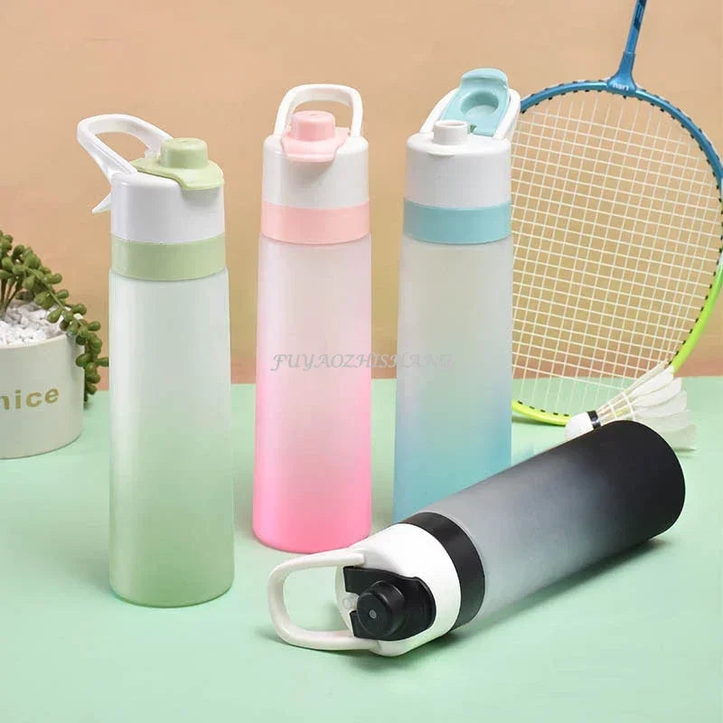 700ml Trinkflasche - Outdoor Fitness, BPA-frei, Mit Sprühnebel, Große Kapazität, Wasserflasche mit Sprühfunktion zum Abkühlen und Erfrischen