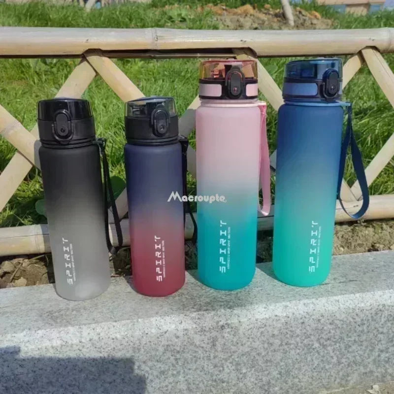 Große Sport-Wasserflasche 1 Liter – Auslaufsicherer Trinkbecher aus Plastik für Gym, Fitness und Outdoor-Aktivitäten