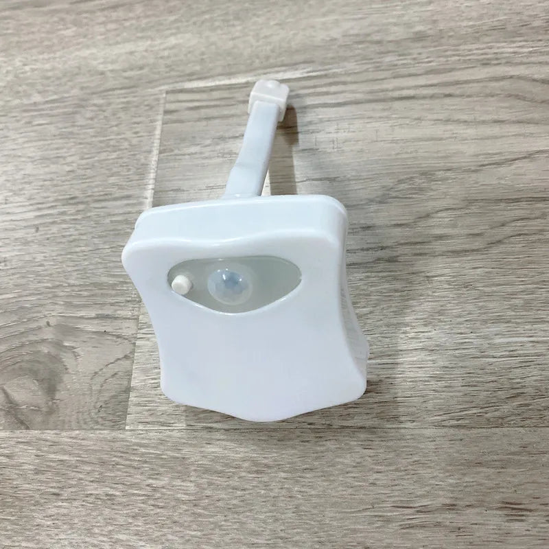 Smart Toilet Seat Nachtlicht mit Bewegungsmelder – 16/8 Farben, wasserdichte Hintergrundbeleuchtung für Badezimmer und Toiletten, LED-Lampe für WC