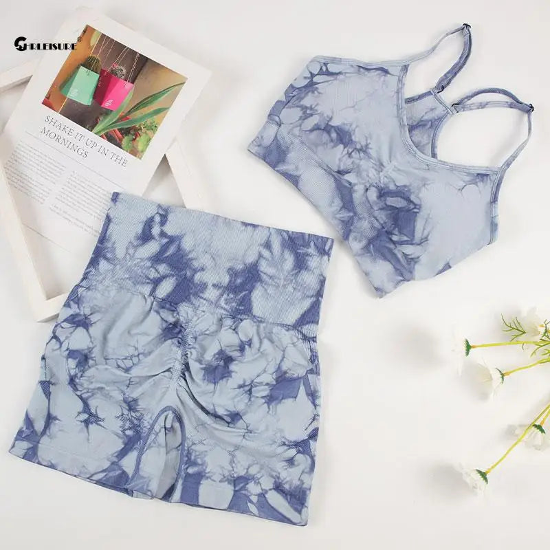 Tie-Dye Yoga Set für Damen – Nahtloses Sport-Outfit mit Radlerhose und Sport-BH, ideal für Yoga, Radfahren und Fitnessstudio – Elastisches, stilvolles Trainingsoutfit in trendigem Farbverlauf-Design