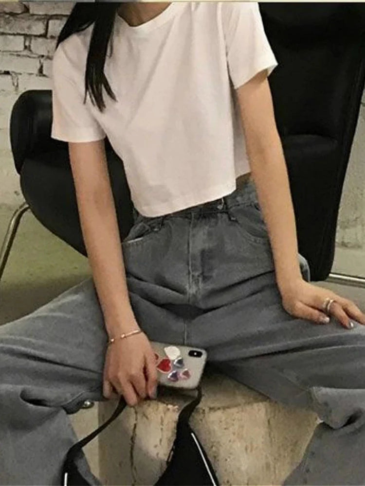 Stylisches Frauen T-Shirt – Cropped Design, Einfarbig und Sexy, Slim Fit für Lässige Outfits, Beliebte Mode im Preppy-Stil und Koreanischer Streetwear