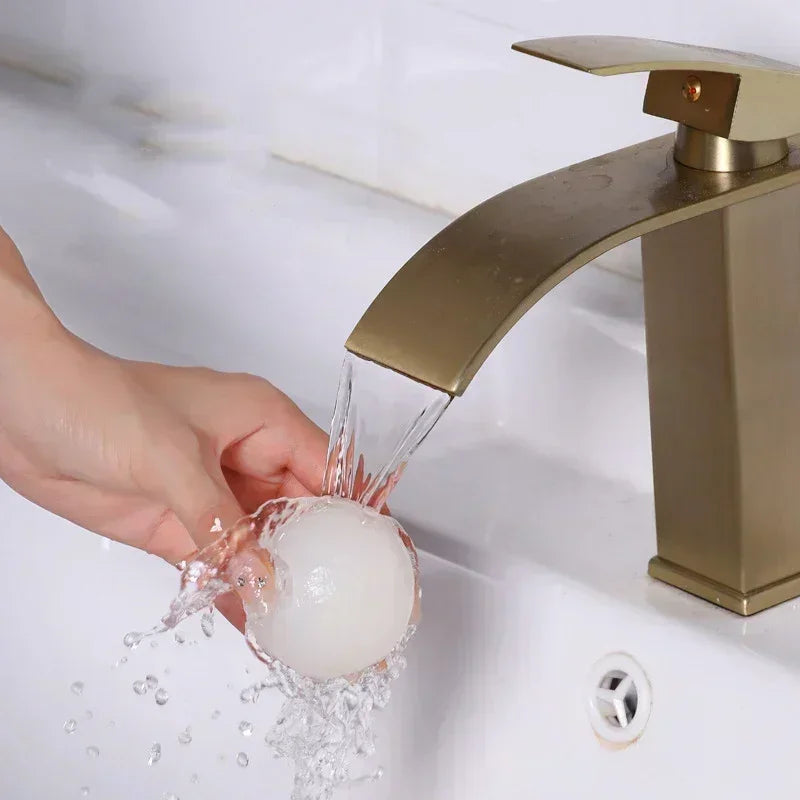 Effektiver Fussel- und Haarentfernungsball – Wiederverwendbares, Waschbares Reinigungswerkzeug mit klebrigem Gel für Haustierhaare, Staub und Fusseln, Ideal für Kleidung, Katzen und Hunde