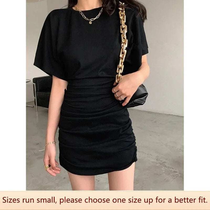 Damen Sommerkleid: Slim Fit mit Kurzarm und hoher Taille – Einteiliges Design mit schickem Polyester-Halbrock