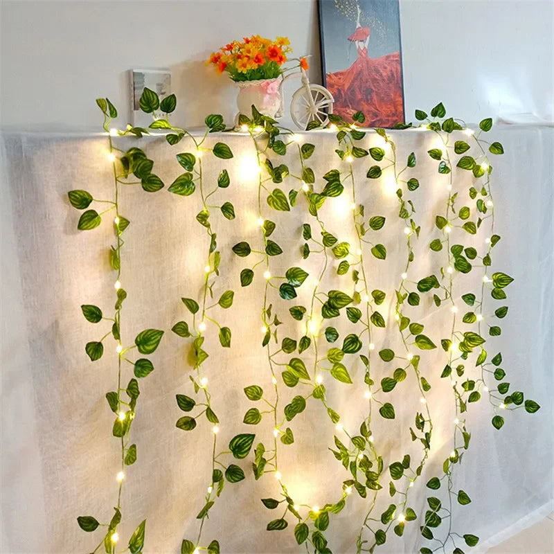 Efeu-Lichterkette – Batteriebetrieben, Mit Kunst-Ranke & LED Fairy Lights, Ideal für Weihnachtsbaum, Zuhause & Partys