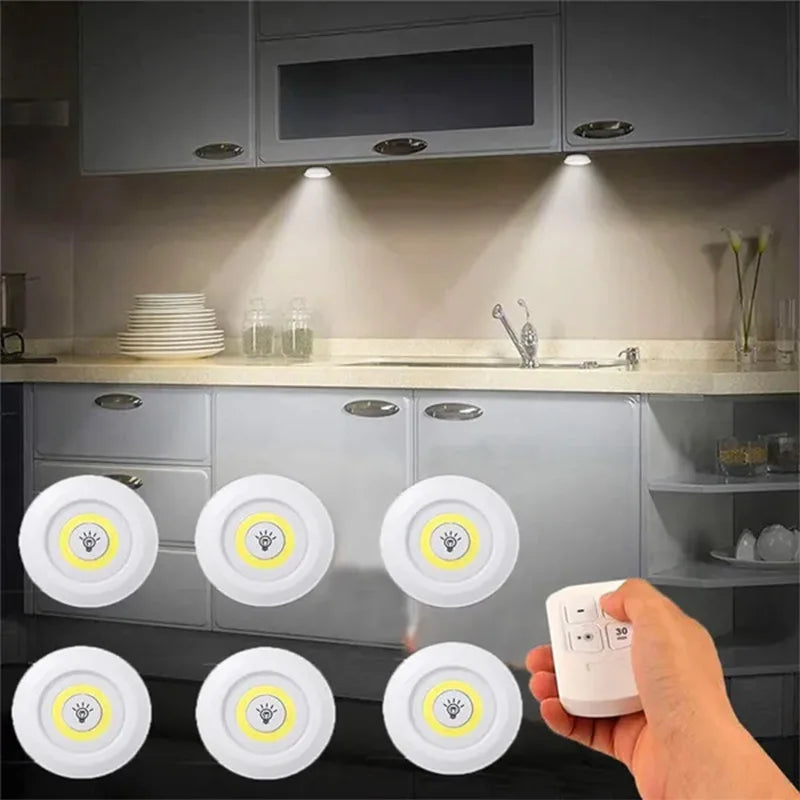 Dimmbares LED-Unterbauleuchte für Kleiderschränke – Fernbedienung und batteriebetriebene Nachtbeleuchtung für Badezimmer und Schränke