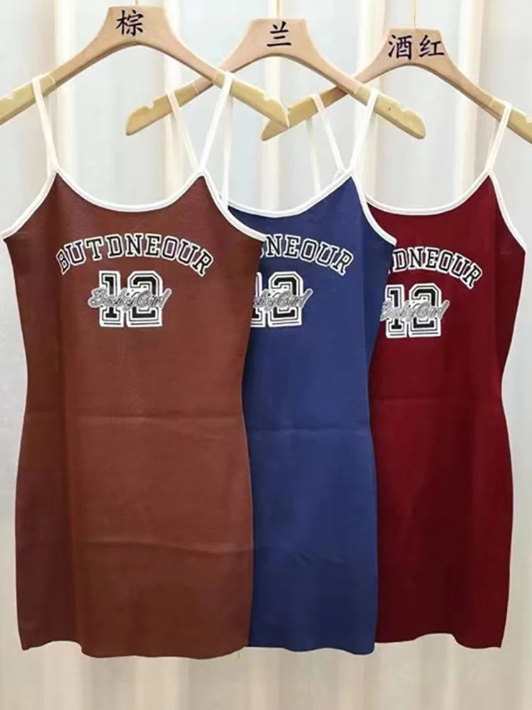 Streetwear Damenmode - Sexy Figur-Betontes Kleid mit Spaghetti-Trägern, O-Ausschnitt, Slim Fit für den Sommer, Einteilig in 3 verschiednenen Farben