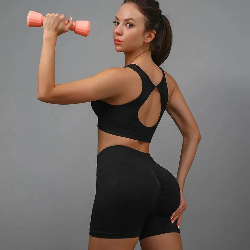 Hochwertige Yoga-Shorts für Frauen – High Waist Design für eine perfekte Passform, Gesäßlifting, und Bauchkontrolle. Ideal für Fitness, Laufen und Casual Sportswear