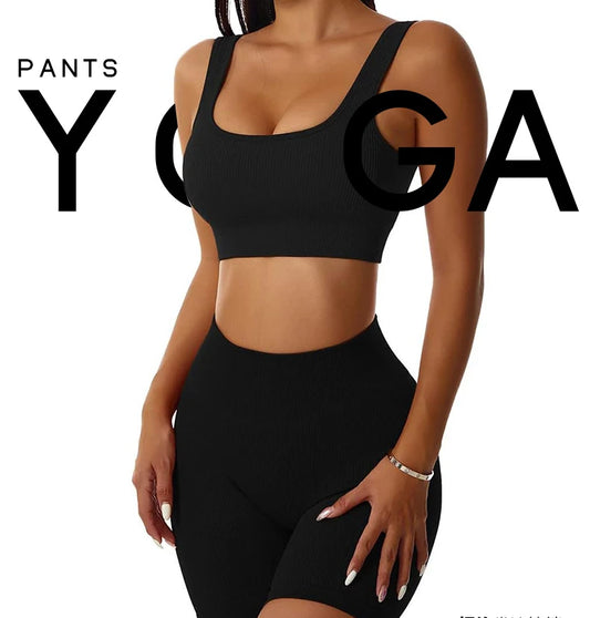 Damen Nahtlose Fitness Shorts – Sexy und figurschmeichelnd, ideal für Sommer und Sport. Mit modischem Streifenmuster